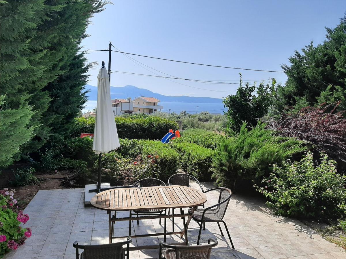 Aliveri Flat With Sea View Exterior photo