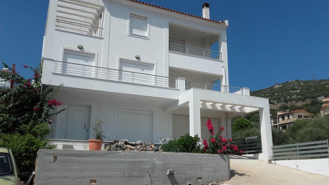 Aliveri Flat With Sea View Exterior photo